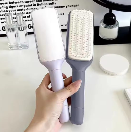 Kynahi – Brosse démêlante auto-nettoyante